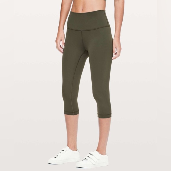 Lululemon Wunder Under Hi-Rise 1/2 Tight Full-On Luxtreme 17" 6 - Picture 1 of 9